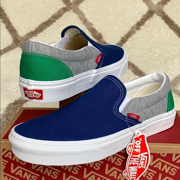 VANS CLASSIC SLIP ON VANS COASTAL GREY/TR WHT WMNS - Picture 10 of 16